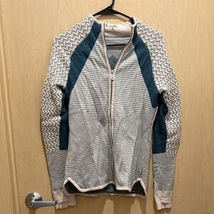 Smartwool blue & cream sweater with different patterns - M - good condition